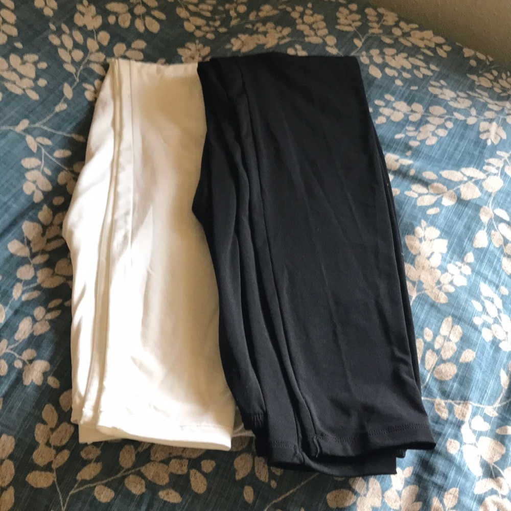 Cuddl Duds in EUC (2 pair)